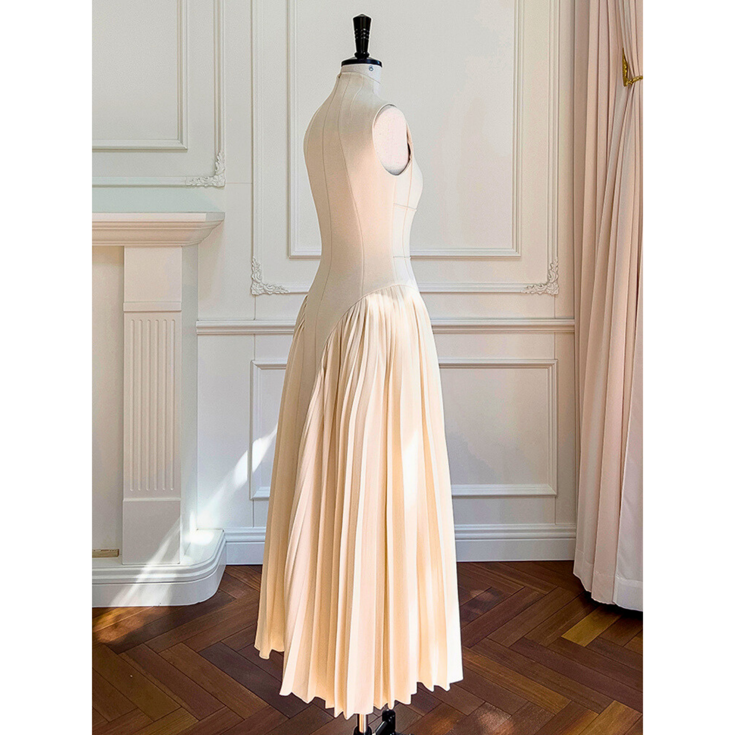 AVA | Midikleid mit Faltenrock