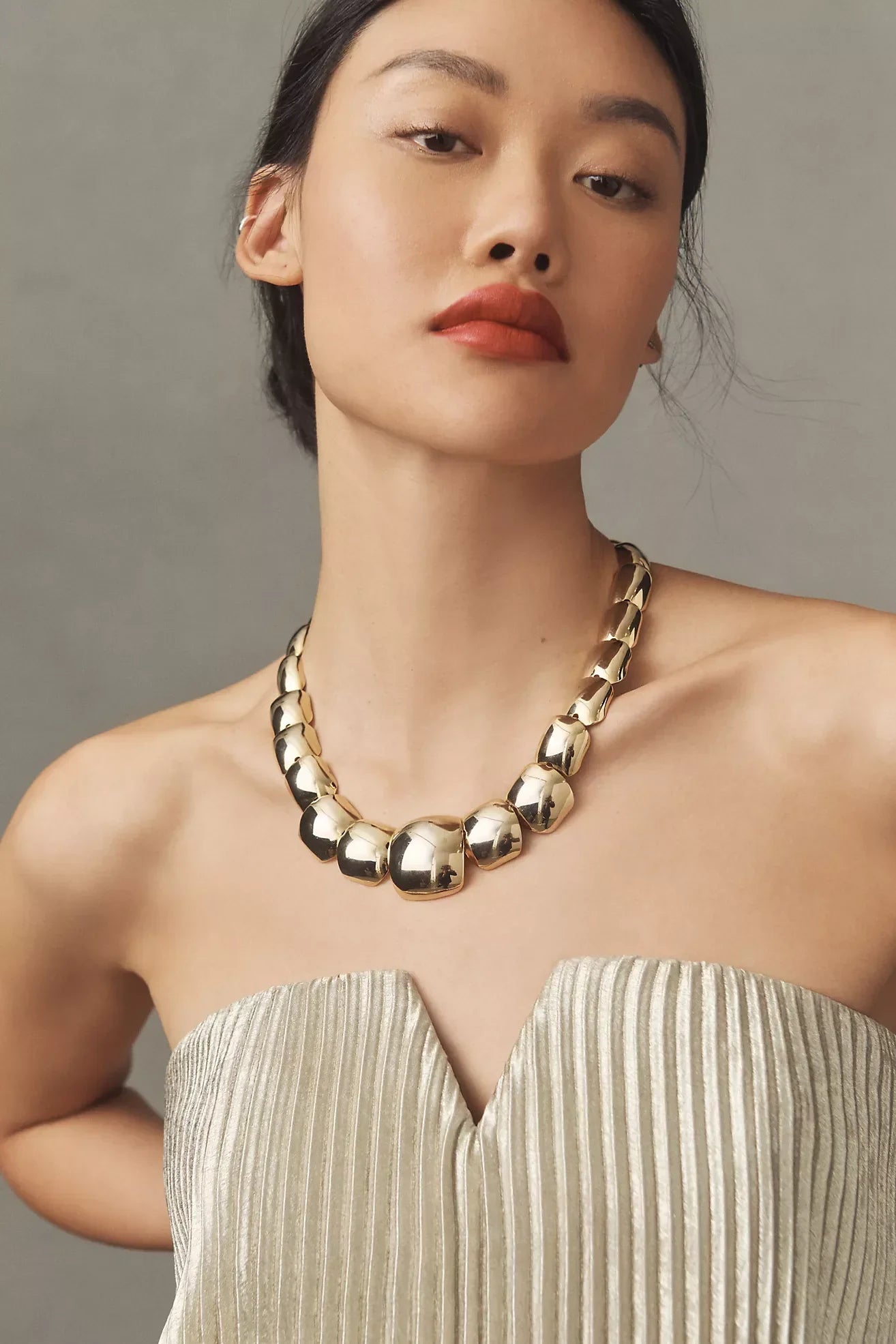 AMALIA | Schulterfreies Faltenkleid