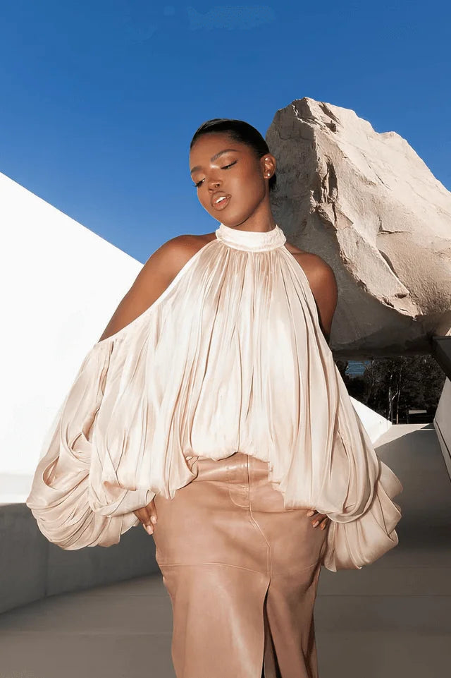 AMARA | Couture-Drapierung in fließender Seide